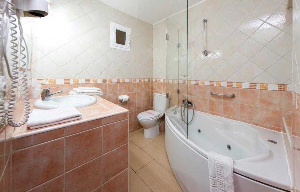 Hostal Marino Σαν Αντόνιο Εξωτερικό φωτογραφία